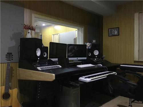 廣州錄音棚制作團隊 專業錄音制作的藝術與科技融合